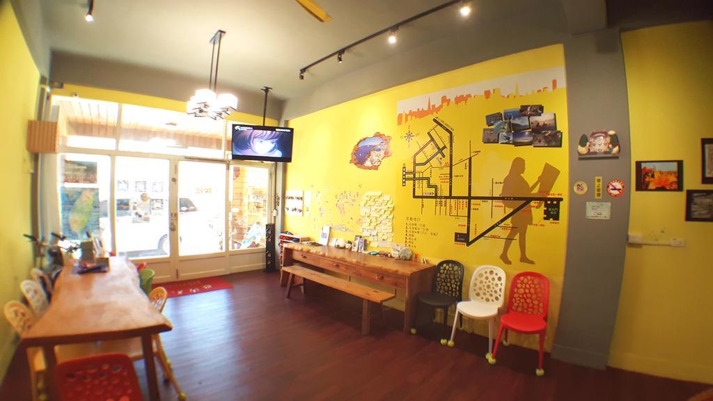 站前海民宿 Hualien Extérieur photo