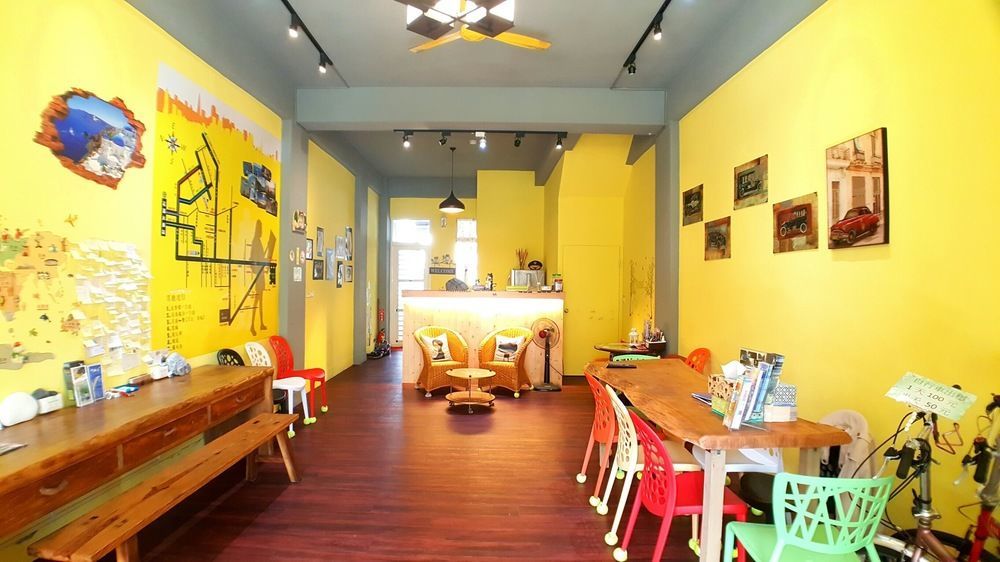 站前海民宿 Hualien Extérieur photo
